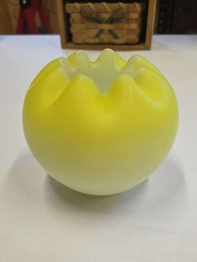 Vintage Victorian-style Yellow Satin Glass Rose Bowl With Ruffled Rim